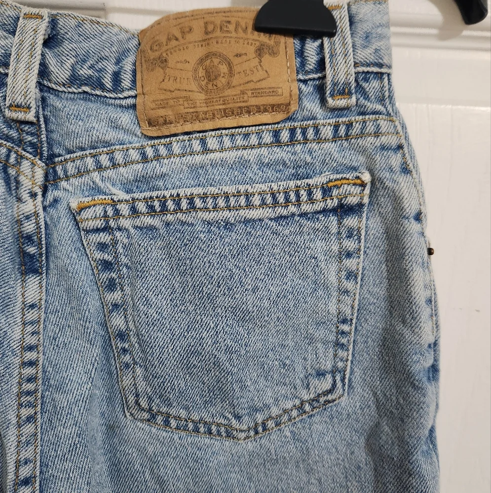 GAP Denim Jean Shorts Light Wash Kids Size 10